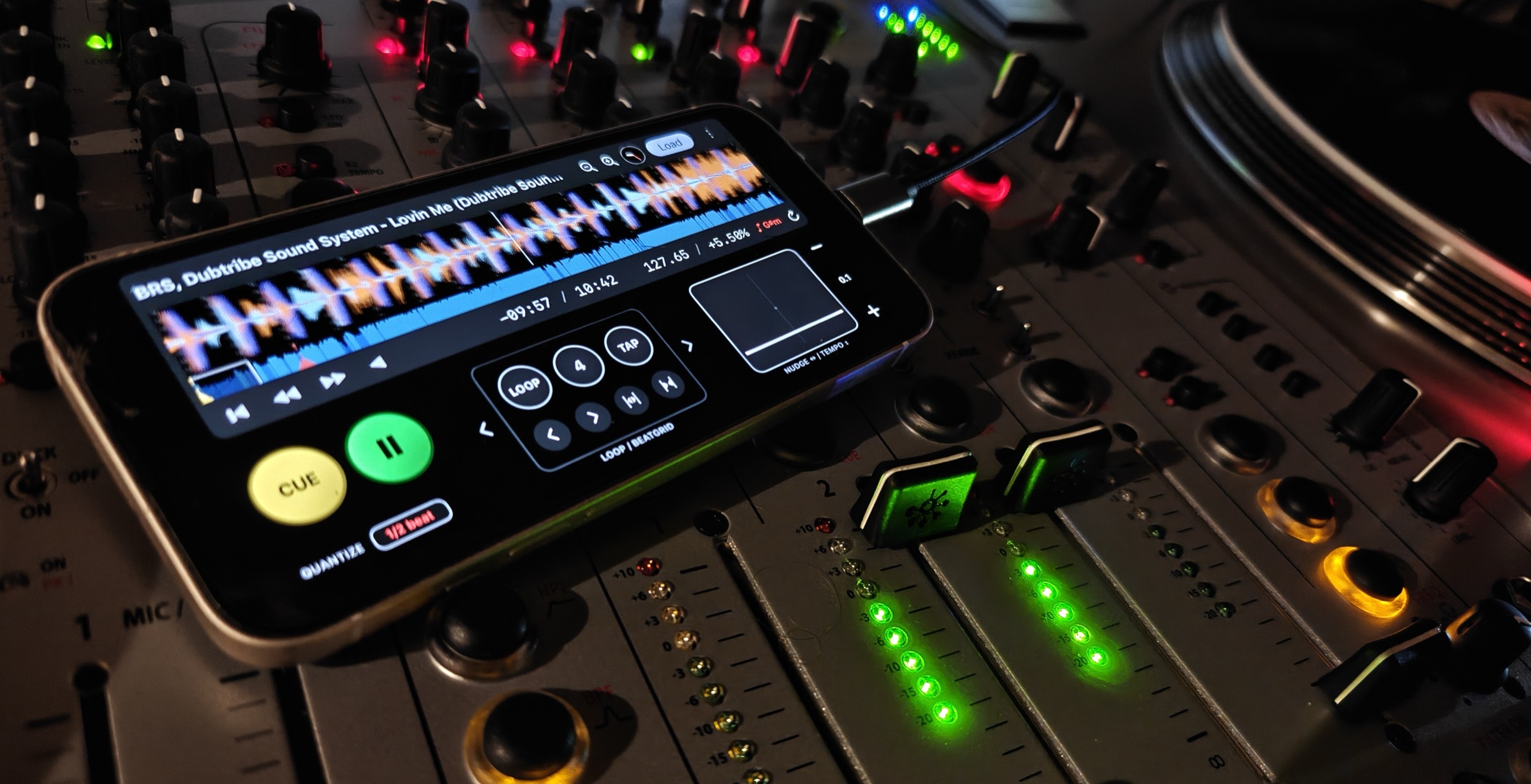 Deck — DJ software by Safe Studios